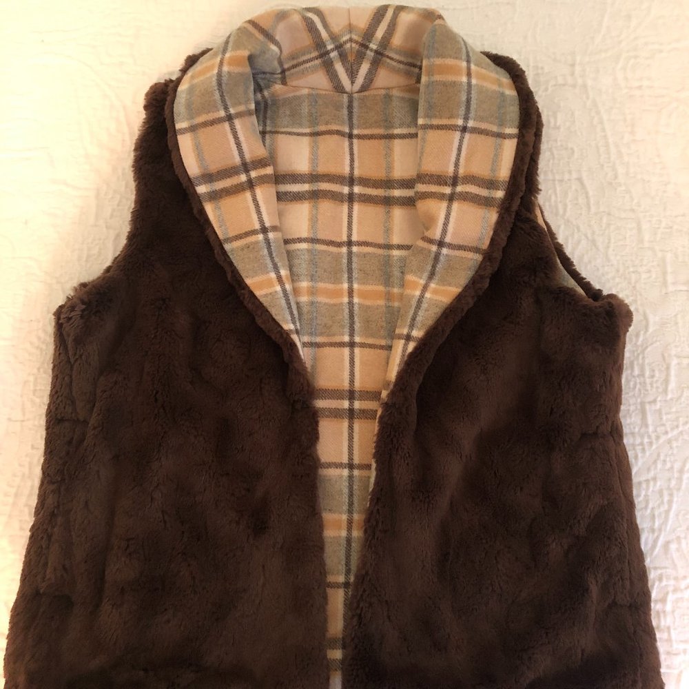 NWOT Reversible Faux Fur Plaid Vest